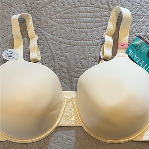Vanity Fair Women's Ivory Bra